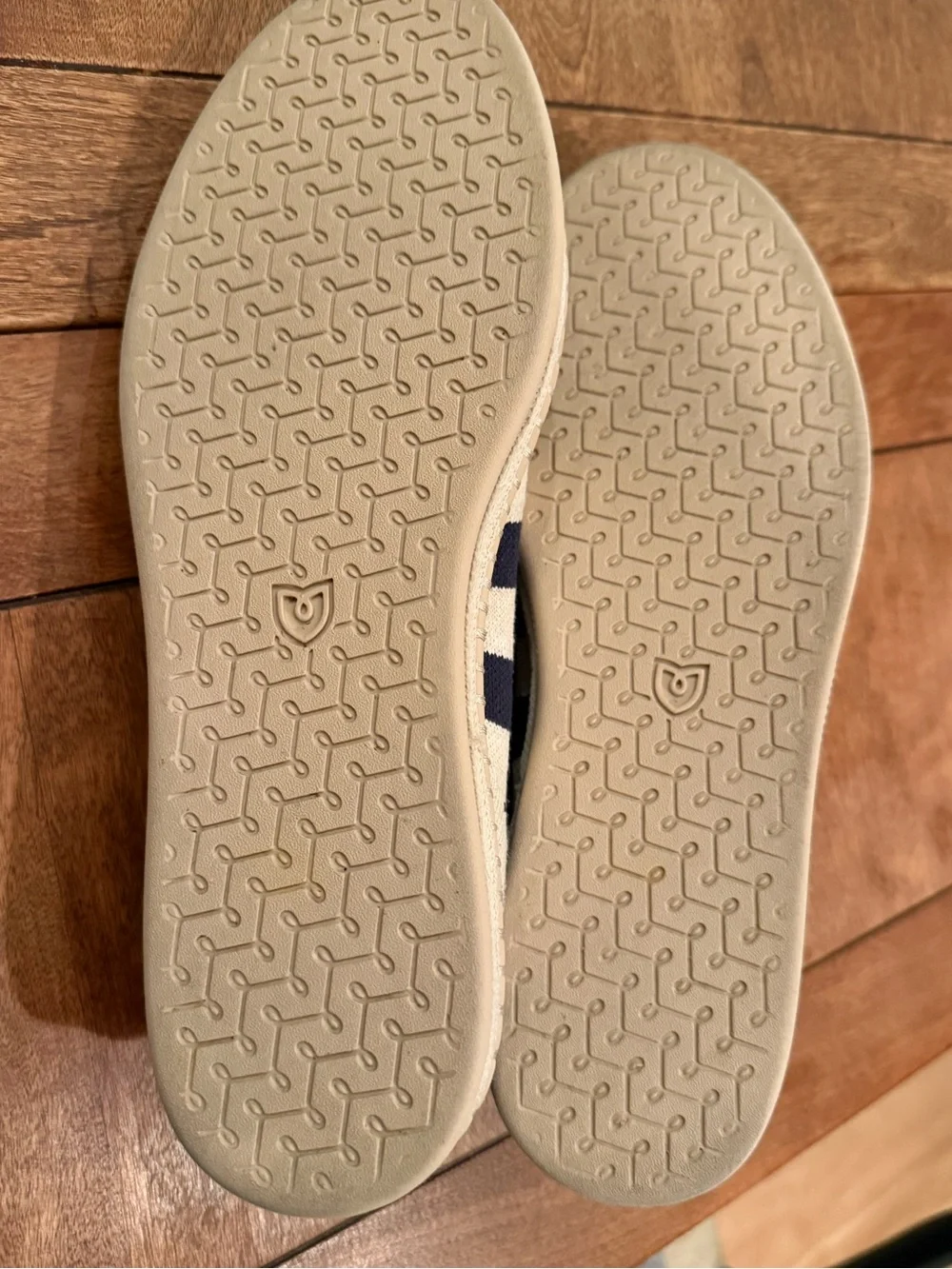 EUC Rothy’s The Espadrille Sailor Stripes | 10 | Removable Ankle Ties | Navy